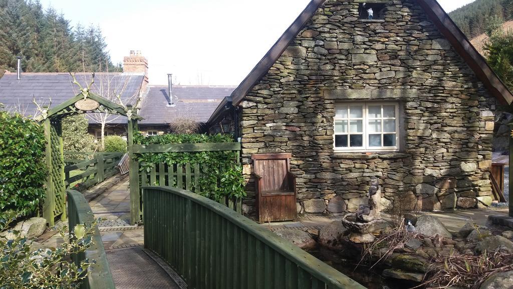 Clarisses Cottage Laragh Eksteriør bilde